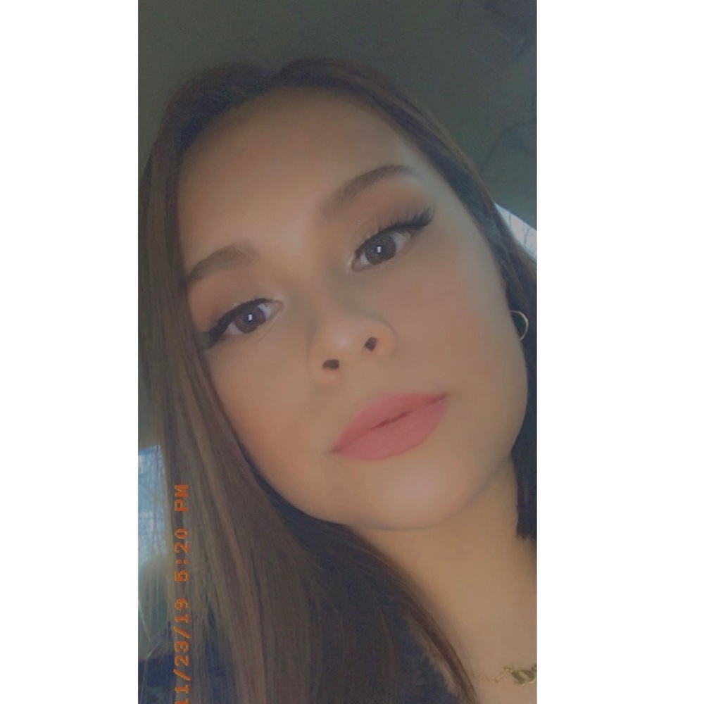 Meet your Posher, Andrea